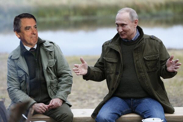 François Fillon and Vladimir Putin (collage) François Fillon and Vladimir Putin (collage) - Sputnik International