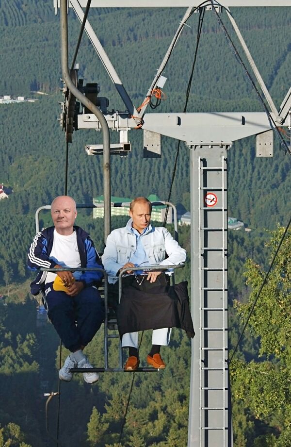 François Asselineau and Vladimir Putin (collage) François Asselineau and Vladimir Putin (collage) - Sputnik International