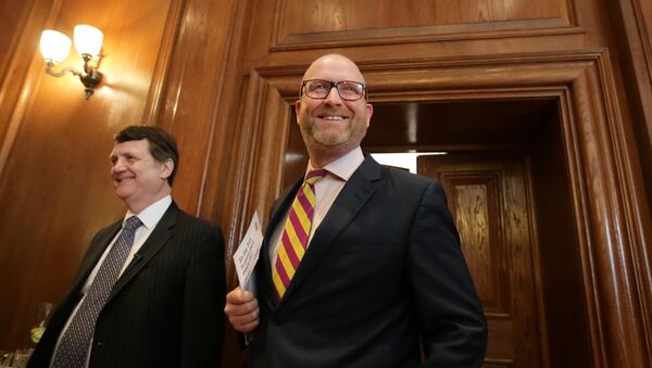 Leader of Britain's United Kingdom Independence Party (UKIP), Paul Nuttall (R) arives to deliver a Brexit speech in London on March 27, 2017 - Sputnik International