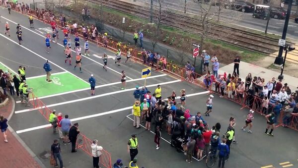 Street Crossing at the Boston Marathon - Sputnik International