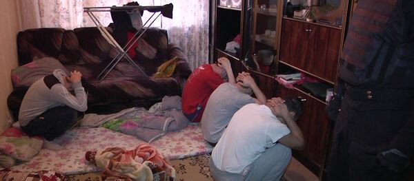 Alleged terrorists' accomplices detained in St. Petersburg Alleged terrorists' accomplices detained in St. Petersburg - Sputnik International