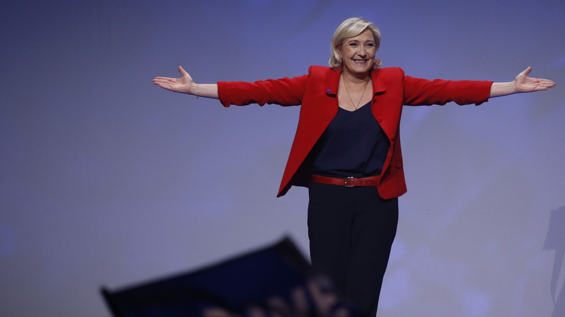 Marine Le Pen, French National Front (FN) political party leader and candidate for French 2017 presidential election, attends a campaign rally in Paris, France, April 17, 2017. - Sputnik International, 1920, 10.10.2021