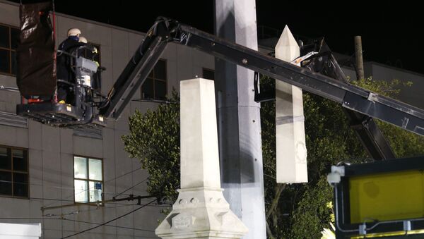 New Orleans Begins Taking Down Confederate Statues As Death Threats Target Workers - Sputnik International