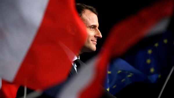 Emmanuel Macron, head of the political movement En Marche !, or Onwards !, and candidate for the 2017 presidential election, attends a meeting in Reims, France March 17, 2017 - Sputnik International
