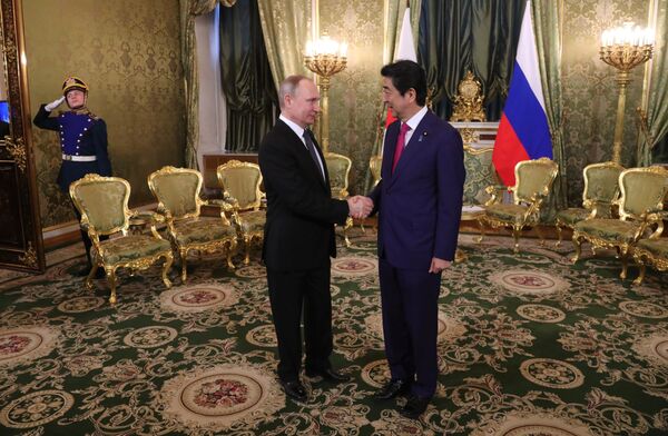 Why Four Volcanic Islands Stand In The Way Of Permanent Peace Between Russia and Japan's Next PM - Sputnik International