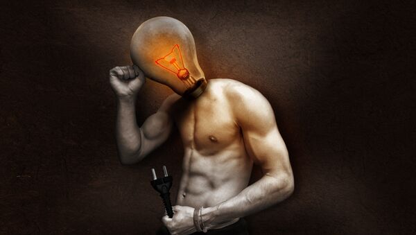 Man with lightbulb for head holding a cable - Sputnik International