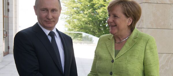 Sochi, Russia. May 2, 2017. Russian President Vladimir Putin meets with German Federal Chancellor Angela Merkel. - Sputnik International