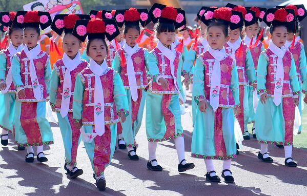 The Land of Vibrant Traditions: Explore the Other Side of China - Sputnik International