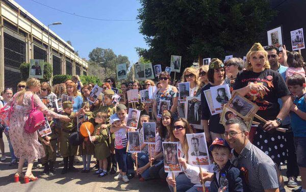 The Immortal Regiment march in Beirut. (Maximum available quality.) - Sputnik International