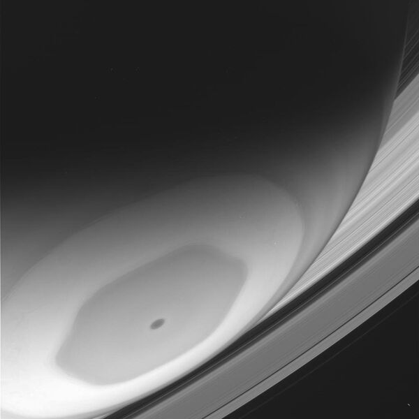 Saturn's eye is hexagonal in shape due to differences in air speed between layers of the clouds. - Sputnik International