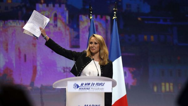 Marion Marechal-Le Pen, French National Front political party deputy, attends a political rally as she campaigns for Marine Le Pen, French National Front (FN) political party leader and candidate for the French 2017 presidential election, in Marseille, France, April 19, 2017 - Sputnik International