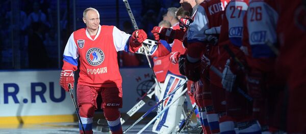 And He Scores! Putin Hits the Ice at Night Hockey League Festival in Sochi And He Scores! Putin Hits the Ice at Night Hockey League Festival in Sochi - Sputnik International