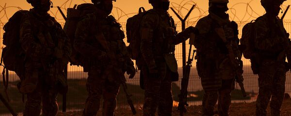 A group of officers from the Russian Defense Ministry's Special Operations Forces was awarded with medals for showing extraordinary courage combating terrorists in Syria A group of officers from the Russian Defense Ministry's Special Operations Forces was awarded with medals for showing extraordinary courage combating terrorists in Syria - Sputnik International