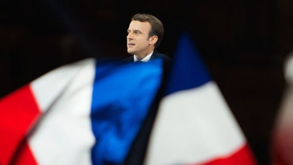 Лидер движения En Marche Эммануэль Макрон, победивший на президентских выборах во Франции, во время своей победной речи перед Лувром в Париже - Sputnik International