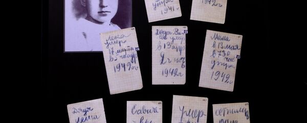 The diary of Tanya Savicheva at the museum in the Piskaryovo Memorial Cemetery where about 500,000 victims of the siege of Leningrad and soldiers of the Leningrad Front are buried The diary of Tanya Savicheva at the museum in the Piskaryovo Memorial Cemetery where about 500,000 victims of the siege of Leningrad and soldiers of the Leningrad Front are buried - Sputnik International