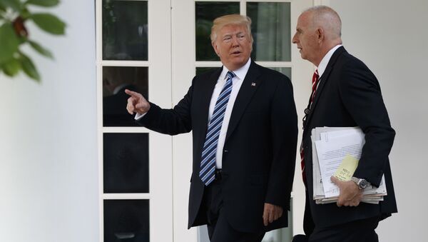resident Donald Trump walks with aide Keith Schiller to the Oval Office of the White House in Washington, Tuesday, May 2, 2017 - Sputnik International