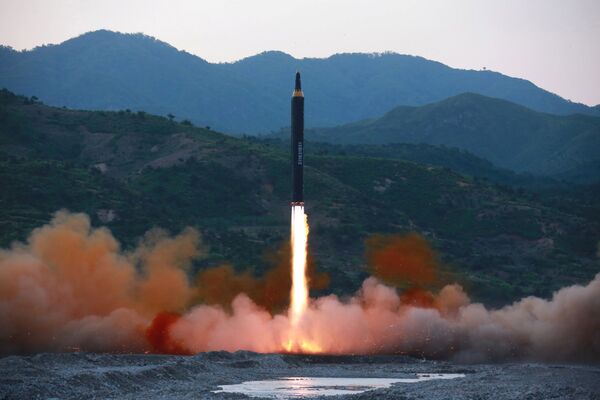 The long-range strategic ballistic rocket Hwasong-12 (Mars-12) is launched during a test in this undated photo released by North Korea's Korean Central News Agency (KCNA) on May 15, 2017.  - Sputnik International