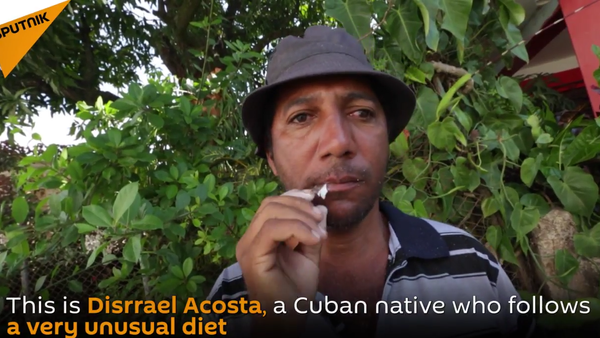 Glass-eater: Cuban Native Follows Very Unusual Diet - Sputnik International
