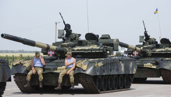 Ukrainian Armed Forces receive 141 units of military machinery - Sputnik International