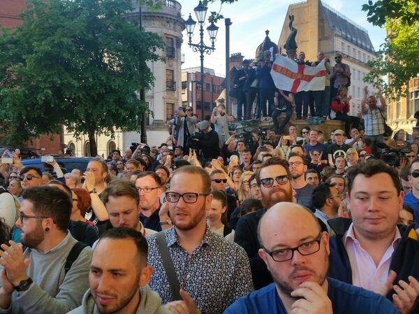 Manchester Is United: Communities Come Together at Vigil for Bombing Victims Manchester Is United: Communities Come Together at Vigil for Bombing Victims - Sputnik International