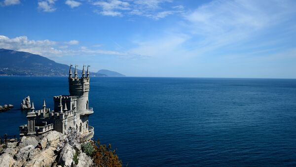 Swallow's Nest is a monument of architecture on top of the Aurora Cliff overlooking the Cape of Ai-Todor in Yalta, the Crimea. (File) - Sputnik International