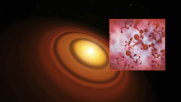 This artist’s impression shows the closest known protoplanetary disc, around the star TW Hydrae in the huge constellation of Hydra (The Female Watersnake). The organic molecule methyl alcohol (methanol) has been found by ALMA in this disc - Sputnik International
