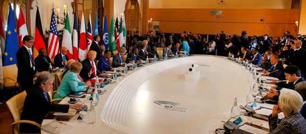 General view of the discussion table at the G7 Summit expanded session in Taormina, Sicily, Italy, May 27, 2017 - Sputnik International