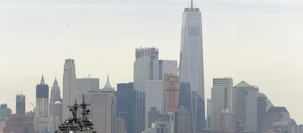 The USS Kearsarge moves past lower Manhattan as part of New York's Fleet Week as seen from Weehawken, N.J., Wednesday, May 24, 2017. New York's Fleet Week kicked off with a parade of ships up the Hudson River. - Sputnik International