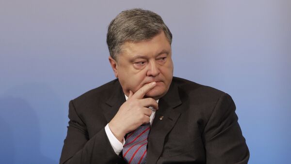 Ukrainian President Petro Poroshenko attends a panel discussion 'The Future of the West: Downfall or Comeback?' during the Munich Security Conference in Munich, Feb. 17, 2017 - Sputnik International