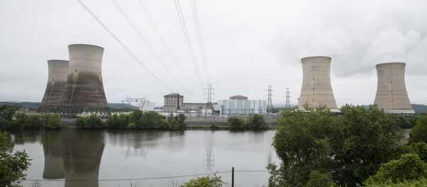 Shown is the Three Mile Island nuclear power plant in Middletown, Pa., Monday, May 22, 2017 - Sputnik International