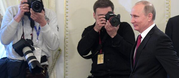 President Vladimir Putin takes part in St. Petersburg International Economic Forum 2017 - Sputnik International