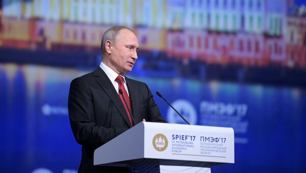 President Vladimir Putin attends 2017 St. Petersburg International Economic Forum. Day Two - Sputnik International