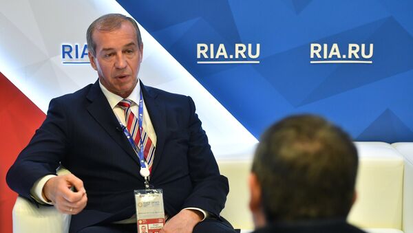Governor of the Irkutsk Region Sergei Levchenko during an interview with RIA Novosti at the 2017 St. Petersburg International Economic Forum - Sputnik International