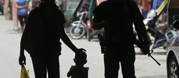 The Philippine National Police have been placed under full alert status following the declaration of martial law in Mindanao southern Philippines - Sputnik International