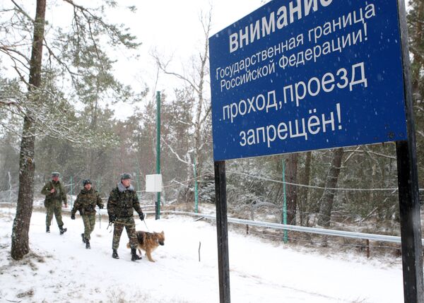 Work of border guards on Russian-Lithuanian border in Ribachy village, Kaliningrad region Work of border guards on Russian-Lithuanian border in Ribachy village, Kaliningrad region - Sputnik International
