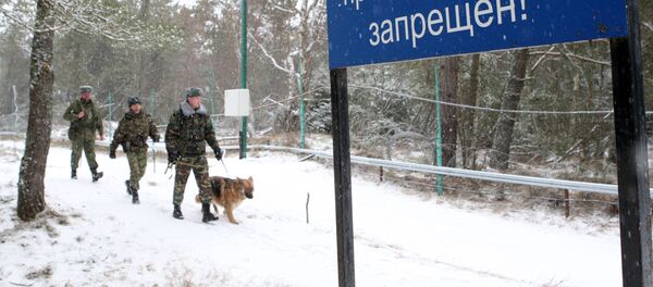 Work of border guards on Russian-Lithuanian border in Ribachy village, Kaliningrad region Work of border guards on Russian-Lithuanian border in Ribachy village, Kaliningrad region - Sputnik International