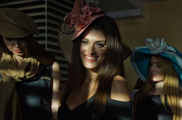 Summer Vibes at Crimean Fashion Week - Sputnik International