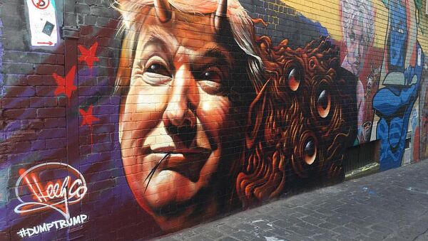 Donald Trump in a street art representation as a devil - Sputnik International