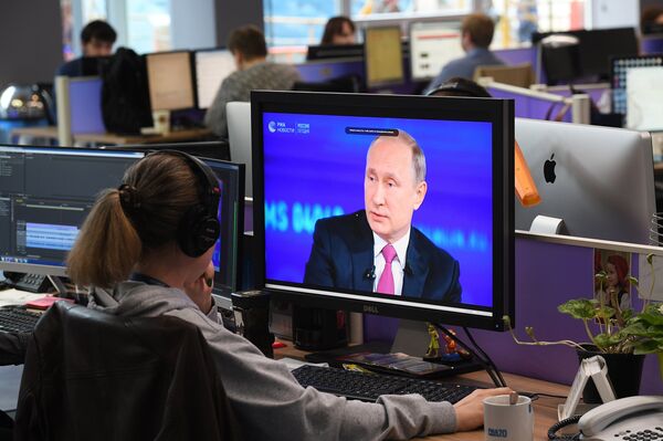 Broadcast of Direct Line with Vladimir Putin Broadcast of Direct Line with Vladimir Putin - Sputnik International