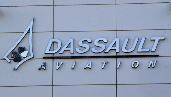 The logo of French aerospace company Dassault Aviation is pictured in Surensnes, outside Paris. (File) - Sputnik International