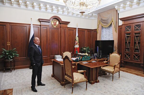 President Vladimir Putin in his office. (File) President Vladimir Putin in his office. (File) - Sputnik International
