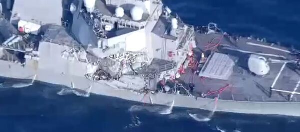 Damaged USS Fitzgerald - Sputnik International