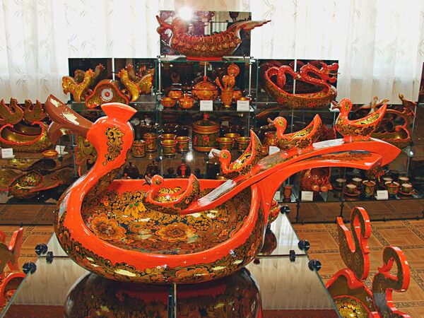 Painted wooden vessels of the Khokhlomskaya Rospis factory in Semyonov, Nizhny Novgorod Region. (File) Painted wooden vessels of the Khokhlomskaya Rospis factory in Semyonov, Nizhny Novgorod Region. (File) - Sputnik International