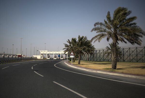Checkpoint on the closed border between Qatar and Saudi Arabia Checkpoint on the closed border between Qatar and Saudi Arabia - Sputnik International