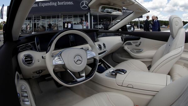 The interior of a Mercedes-Benz car is seen at a new Mercedes-Benz plant's cornerstone laying ceremony in the town of Esipovo outside Moscow, Russia, June 20, 2017 - Sputnik International