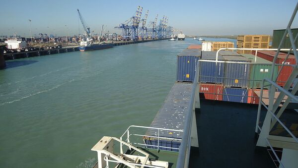 Cargo terminal of Mundra Port - Sputnik International
