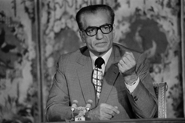 Ex-Mossad Spy: Israel Turned Down Opportunity to Assassinate Khomeini Ex-Mossad Spy: Israel Turned Down Opportunity to Assassinate Khomeini - Sputnik International