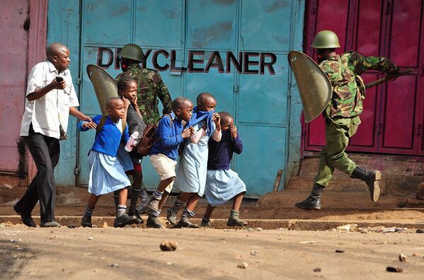 Работа кенийского фотографа Кевин Мидиго Оппозиция протестует - Sputnik International