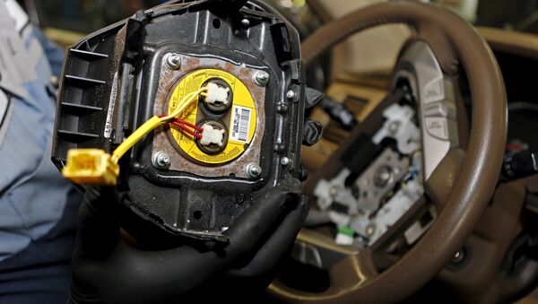 A recalled Takata airbag inflator is shown in Miami, Florida, US on June 25, 2015. - Sputnik International
