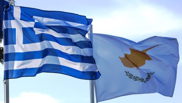 Flags of Greece, Cyprus - Sputnik International